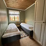 Charming 3-bedroom With Great Views! Beitostolen