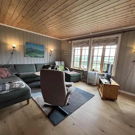 Ferienhaus Charming 3-bedroom With Great Views! *