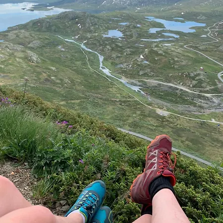 Charming 3-bedroom With Great Views! Ferienhaus