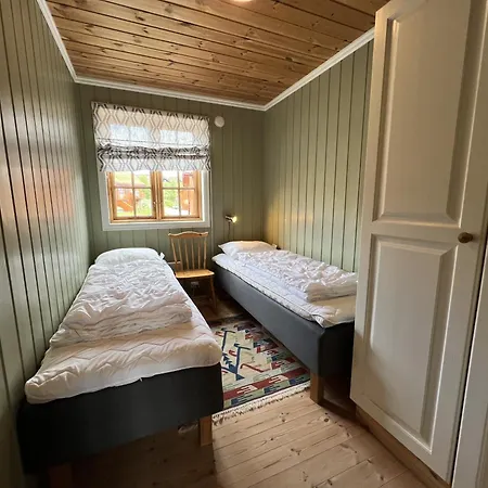 펜션 Charming 3-bedroom With Great Views! Beitostolen