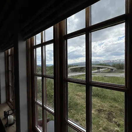 Ferienhaus Charming 3-bedroom With Great Views! Beitostolen
