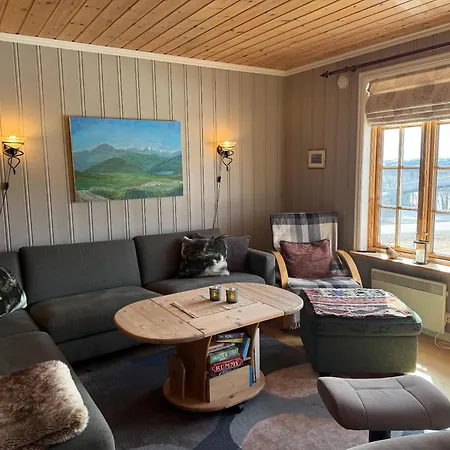 Ferienhaus Charming 3-bedroom With Great Views! Beitostolen